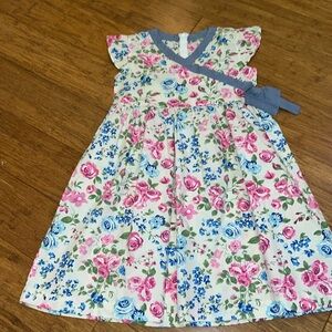 Kelly’s kids girls cream and floral dress with chambray bow and accents 8-10 new
